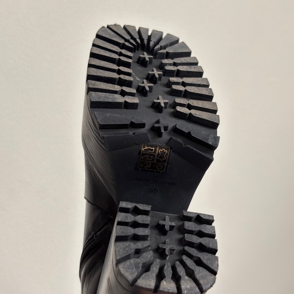 L'INTERVALLE Shiny Black Platform Boots - Picture 2 of 4